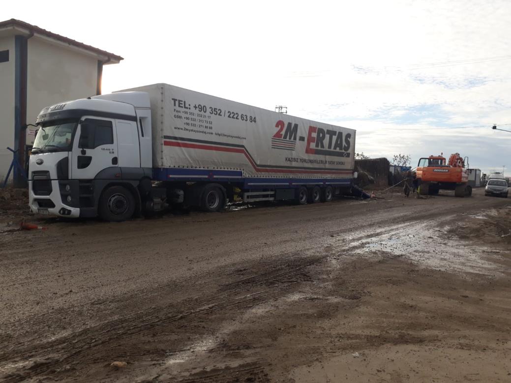 Adana Aski 100 M 400MM Çelik Boru ile  Karayolu Geçişi